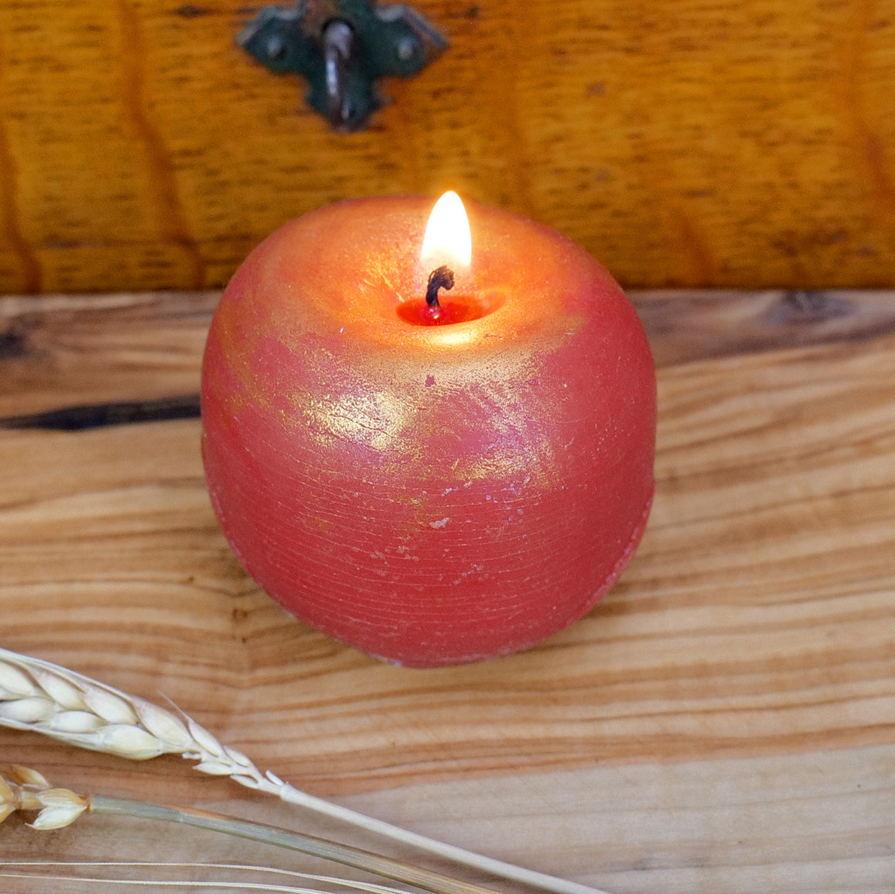 Beeswax Apple • Ritual Candle