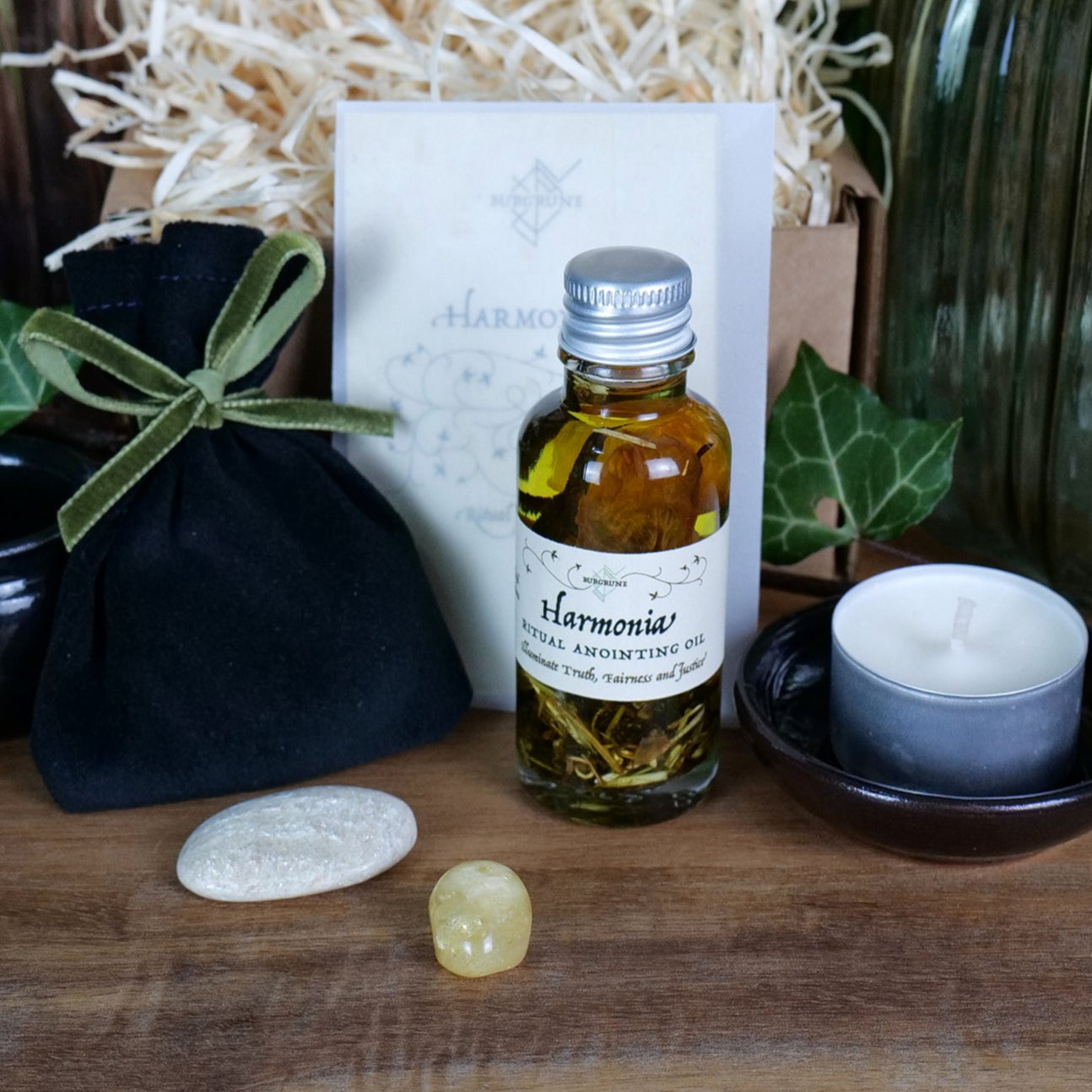 Harmonia Ritual Oil & Crystal Set