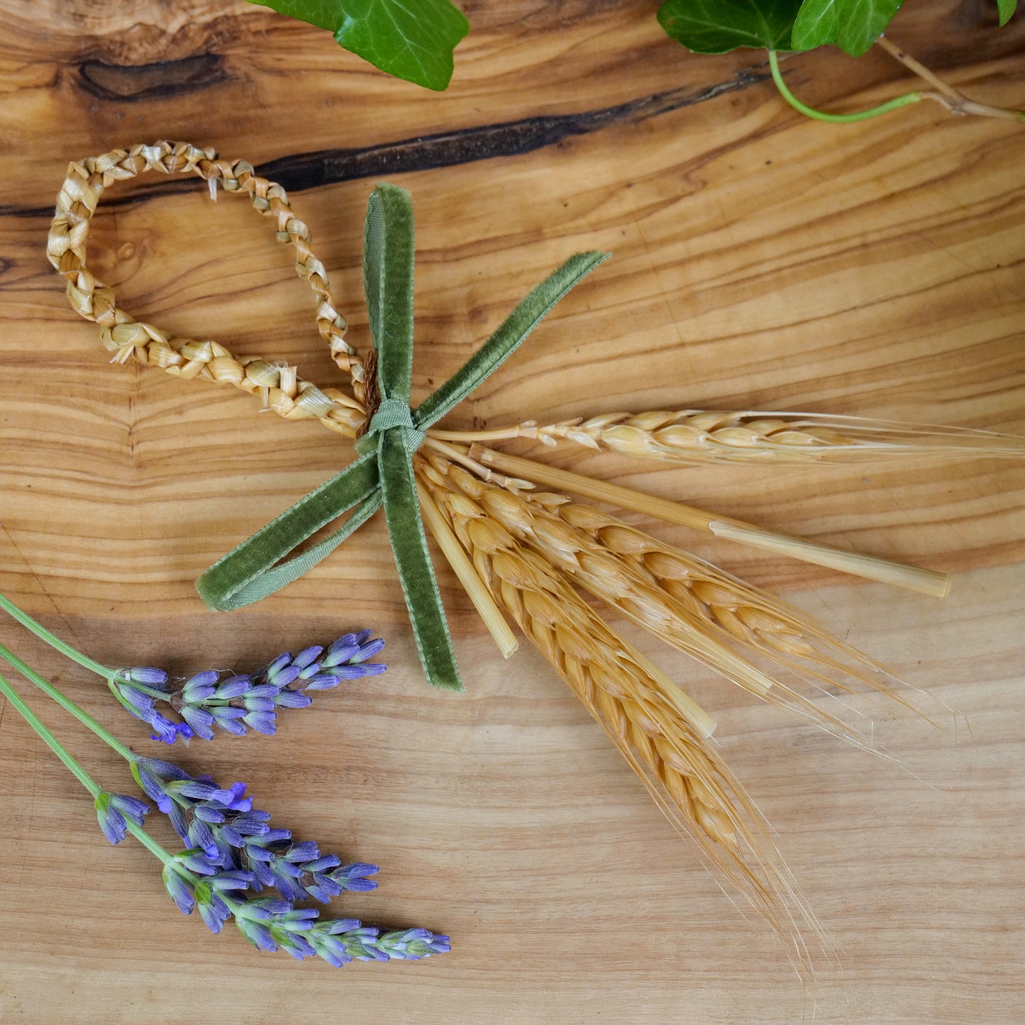 Large Ritual Incense Bundle • Mugwort Smudge • Witchcraft Herbs