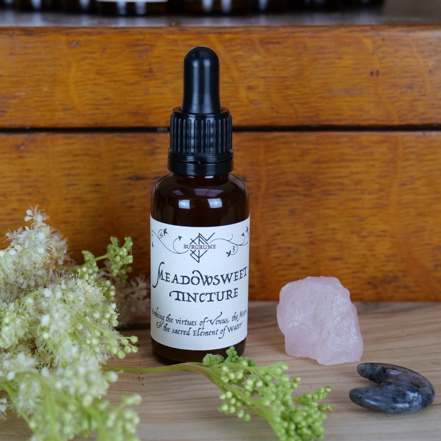 Meadowsweet tincture in 30ml amber bottle